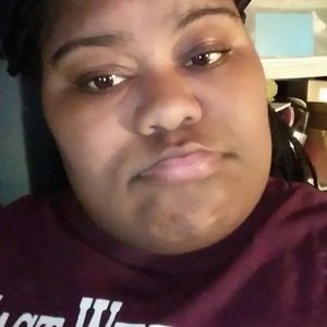 Meet your Posher, Candace